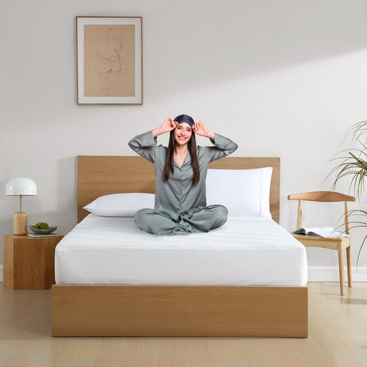 Sleepy's Deluxe Comfort Cool Mattress Protector